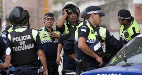 policia tucuman conflicto salarial